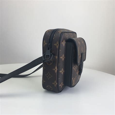 lv christopher wearable wallet